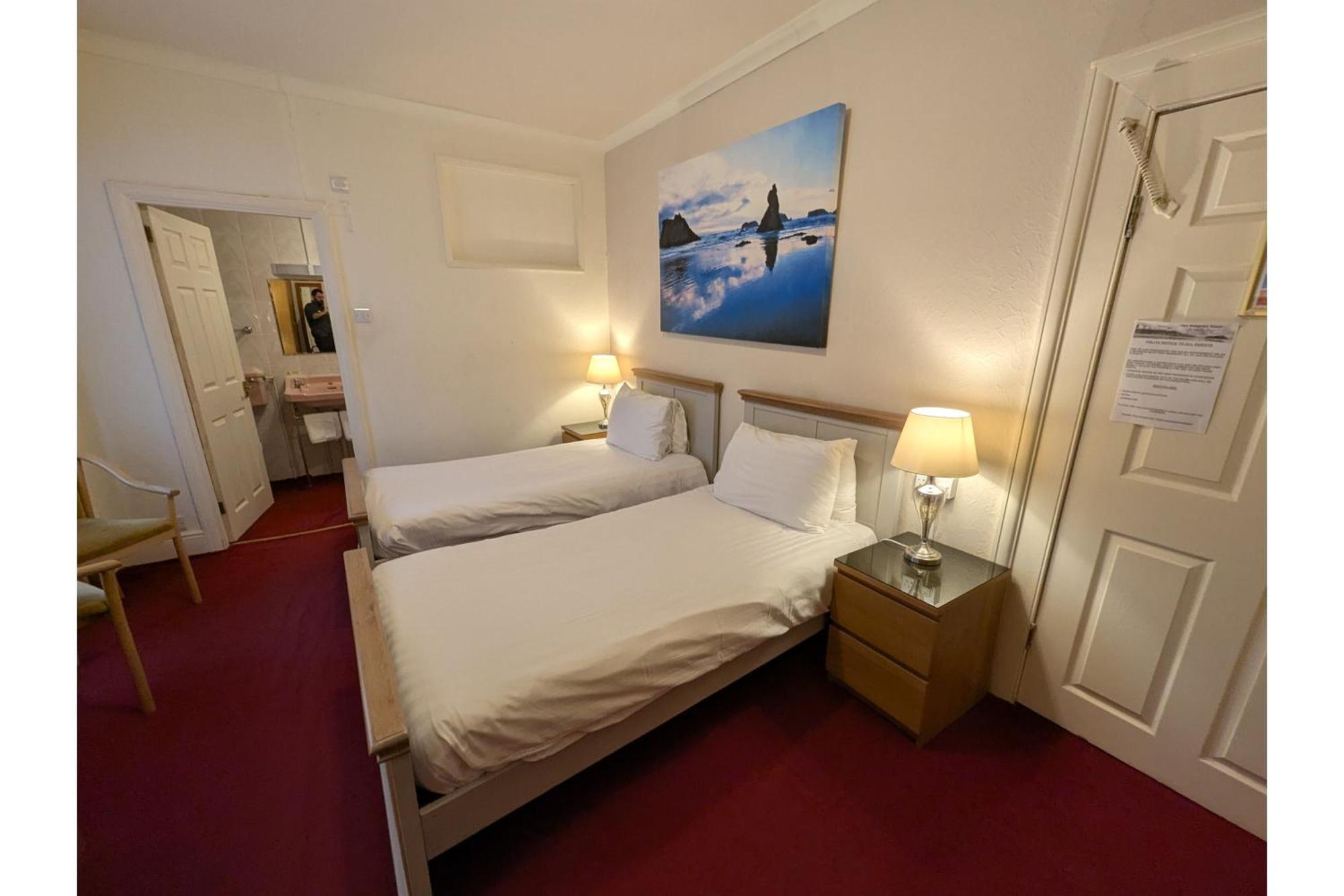 The Belgrave Hotel Тенби Екстериор снимка