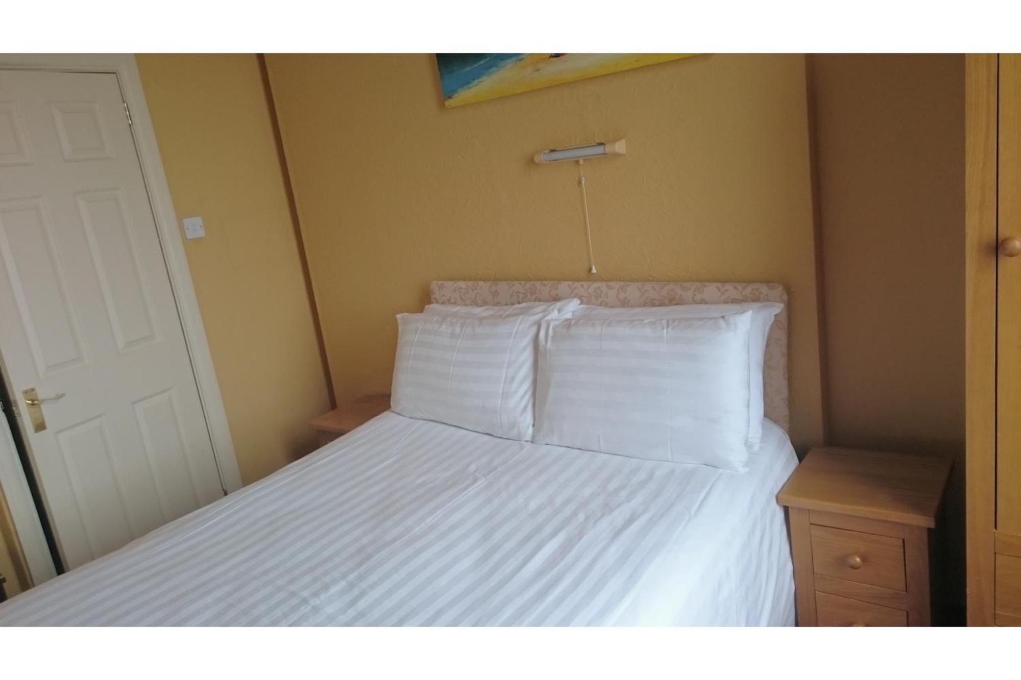 The Belgrave Hotel Тенби Екстериор снимка