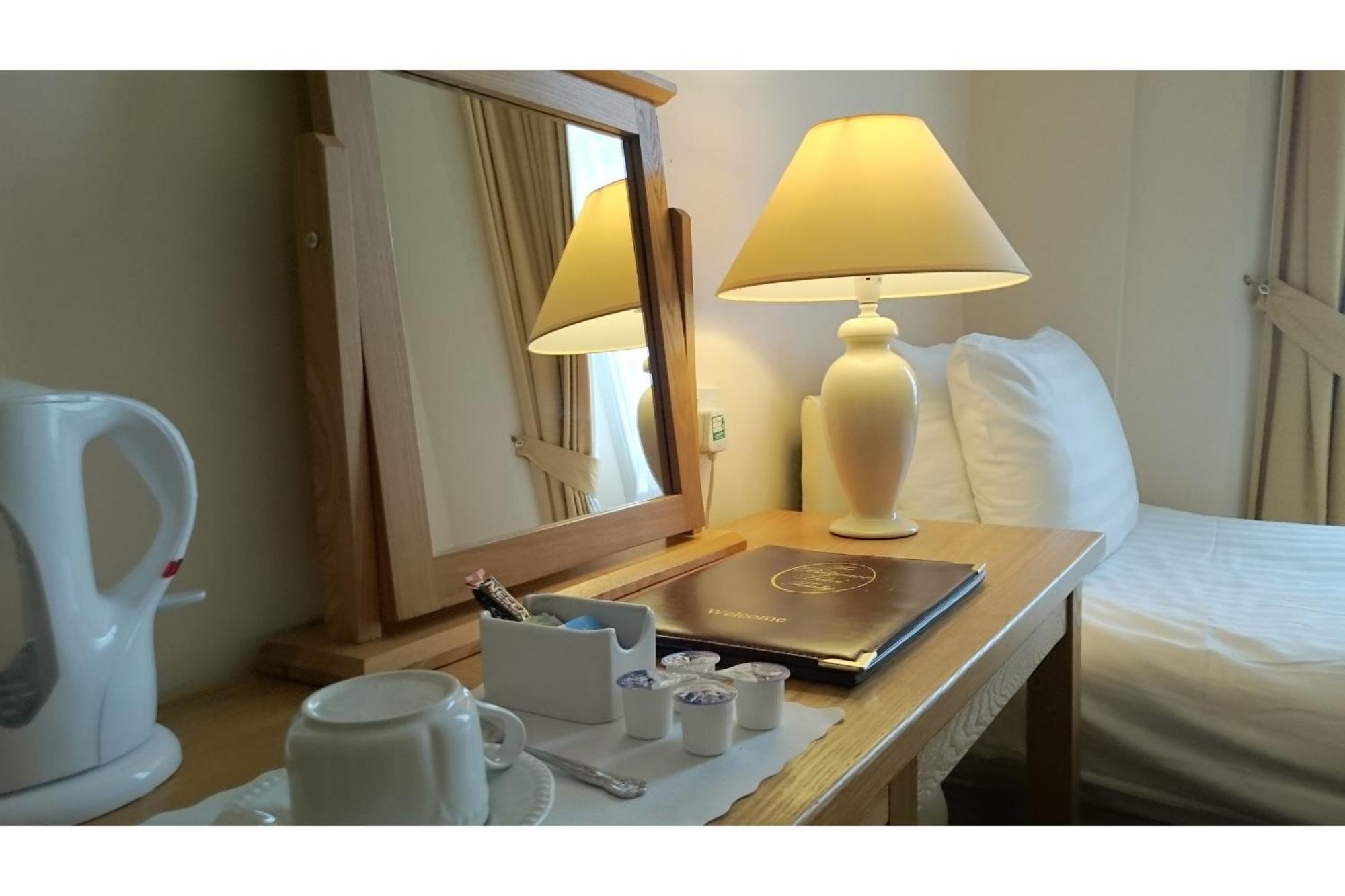 The Belgrave Hotel Тенби Екстериор снимка