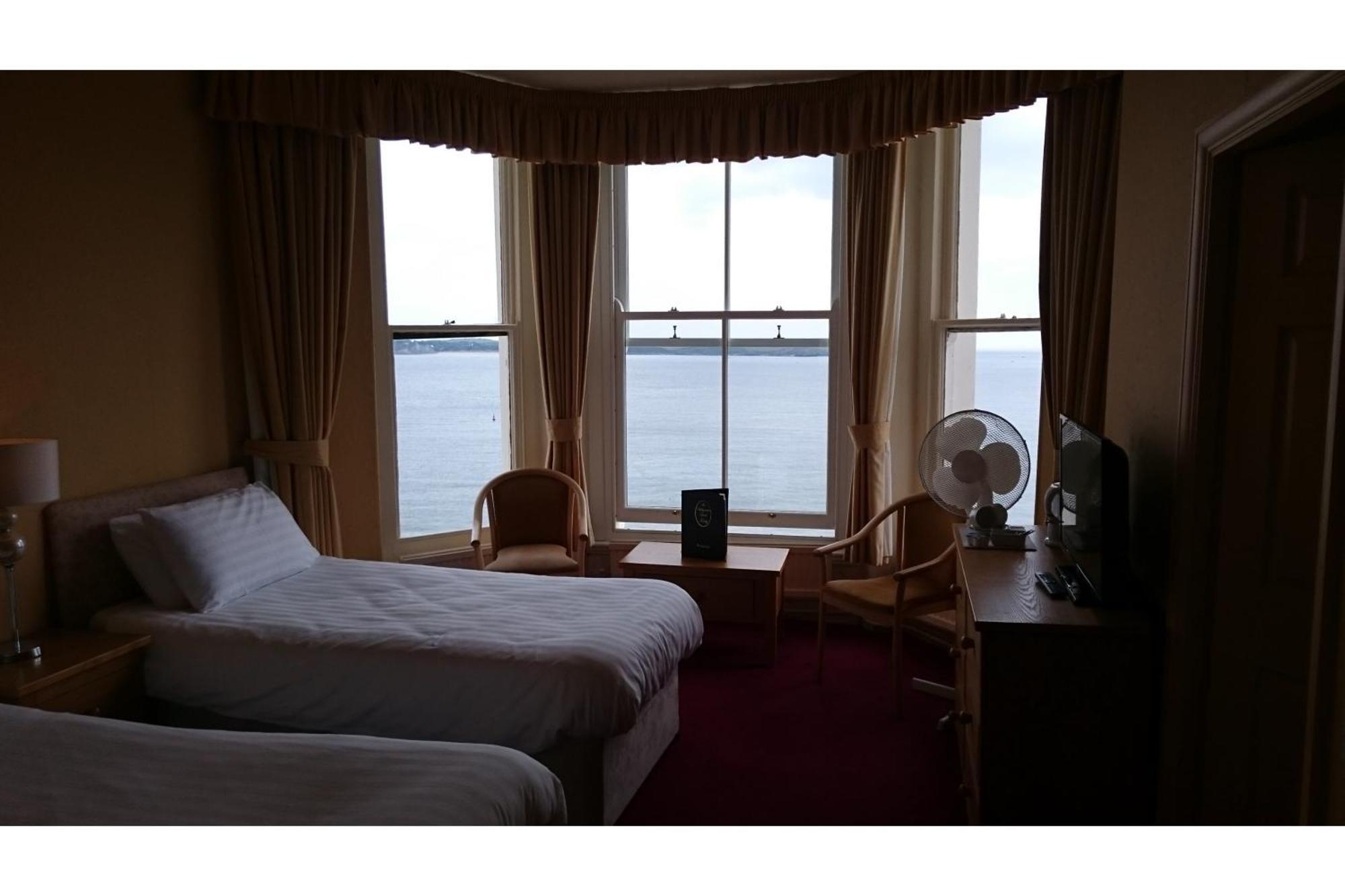 The Belgrave Hotel Тенби Екстериор снимка