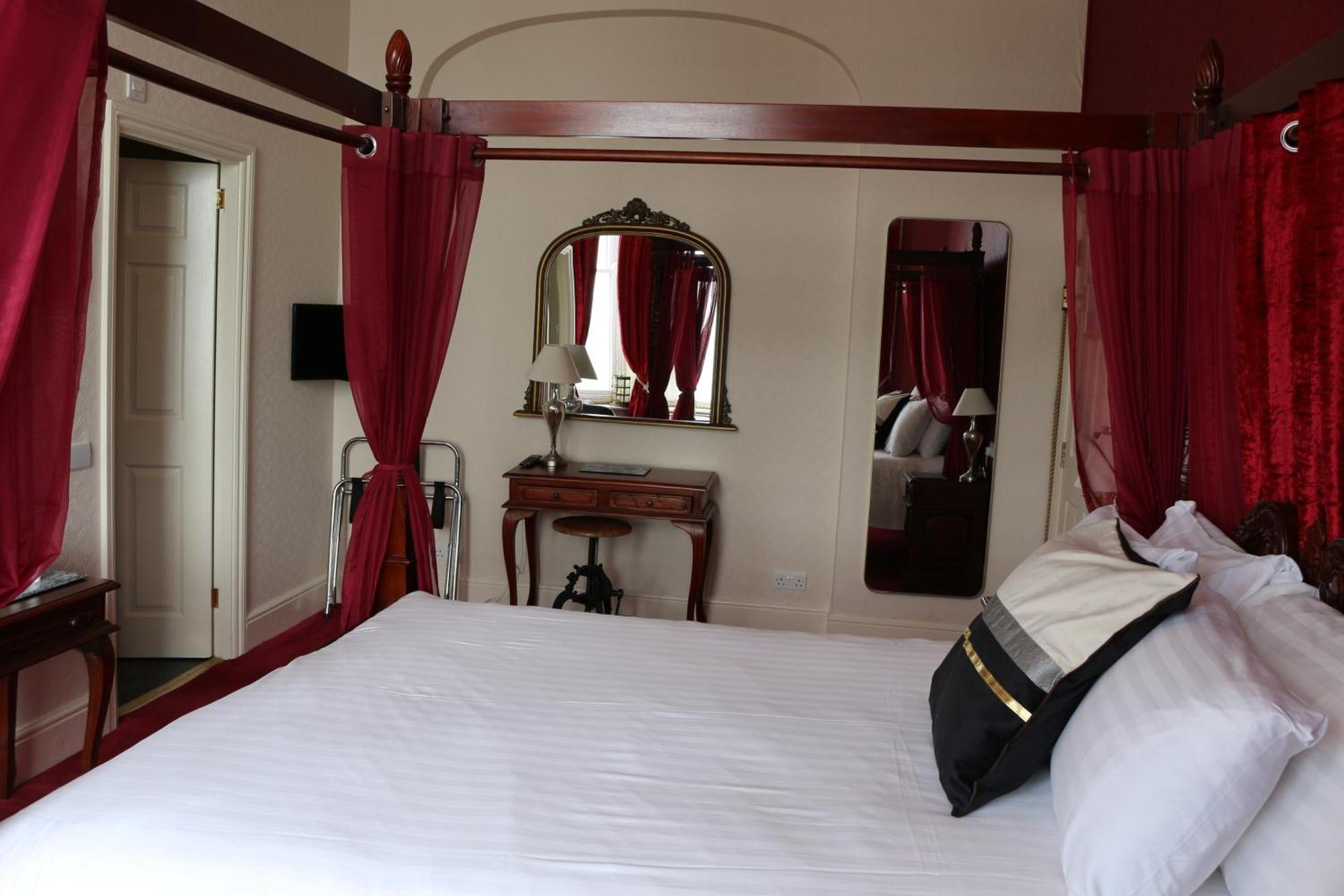 The Belgrave Hotel Тенби Екстериор снимка